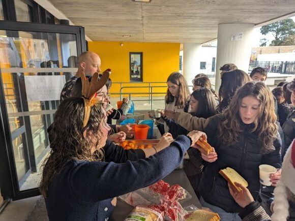 Vie scolaire chocolat de Noël Collège ND Bourgenay